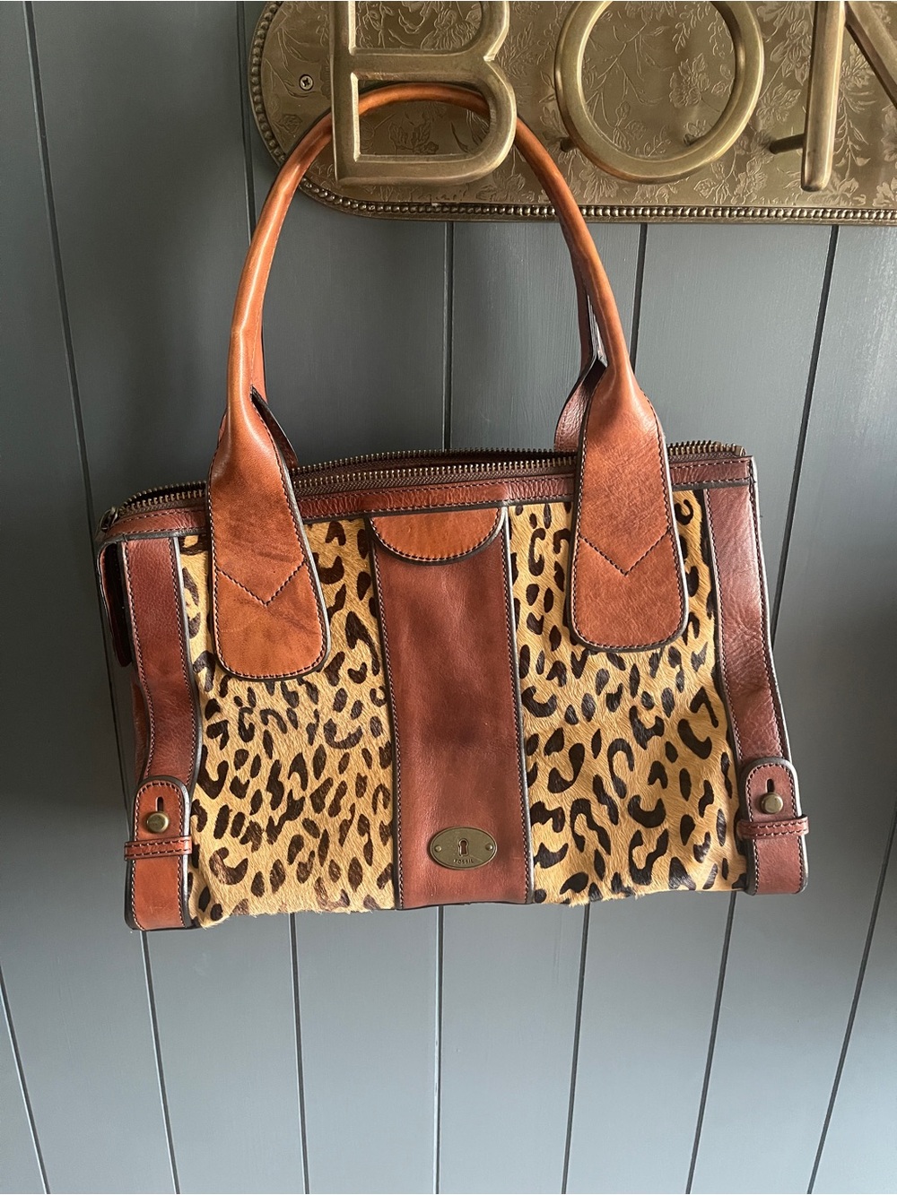 Fossil Leather and Leopard Print Tote Bag - Picture 2 of 8